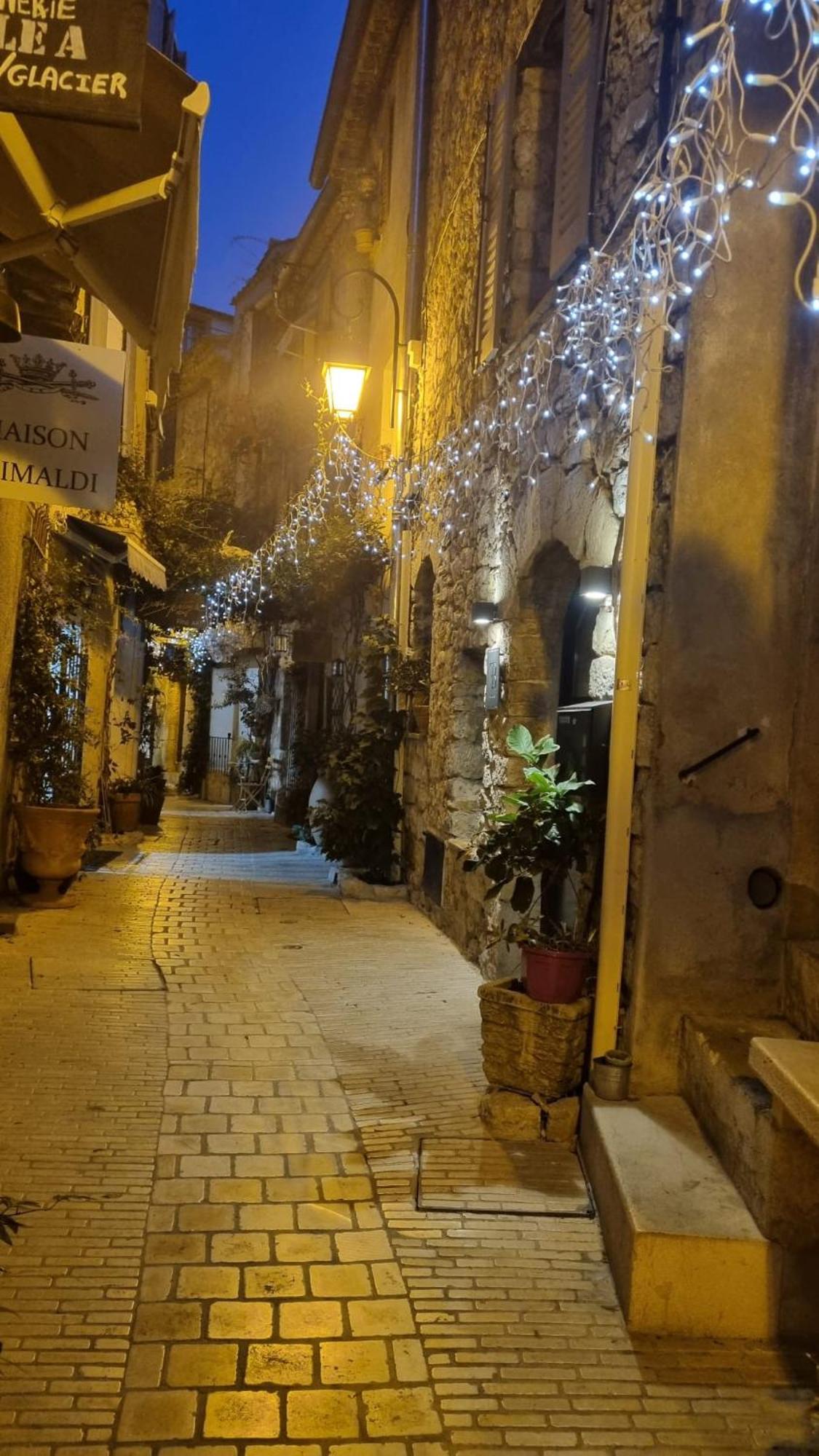 Townhouse Mougins In The Old Village, Fantastic View, Sea And Mountains מראה חיצוני תמונה