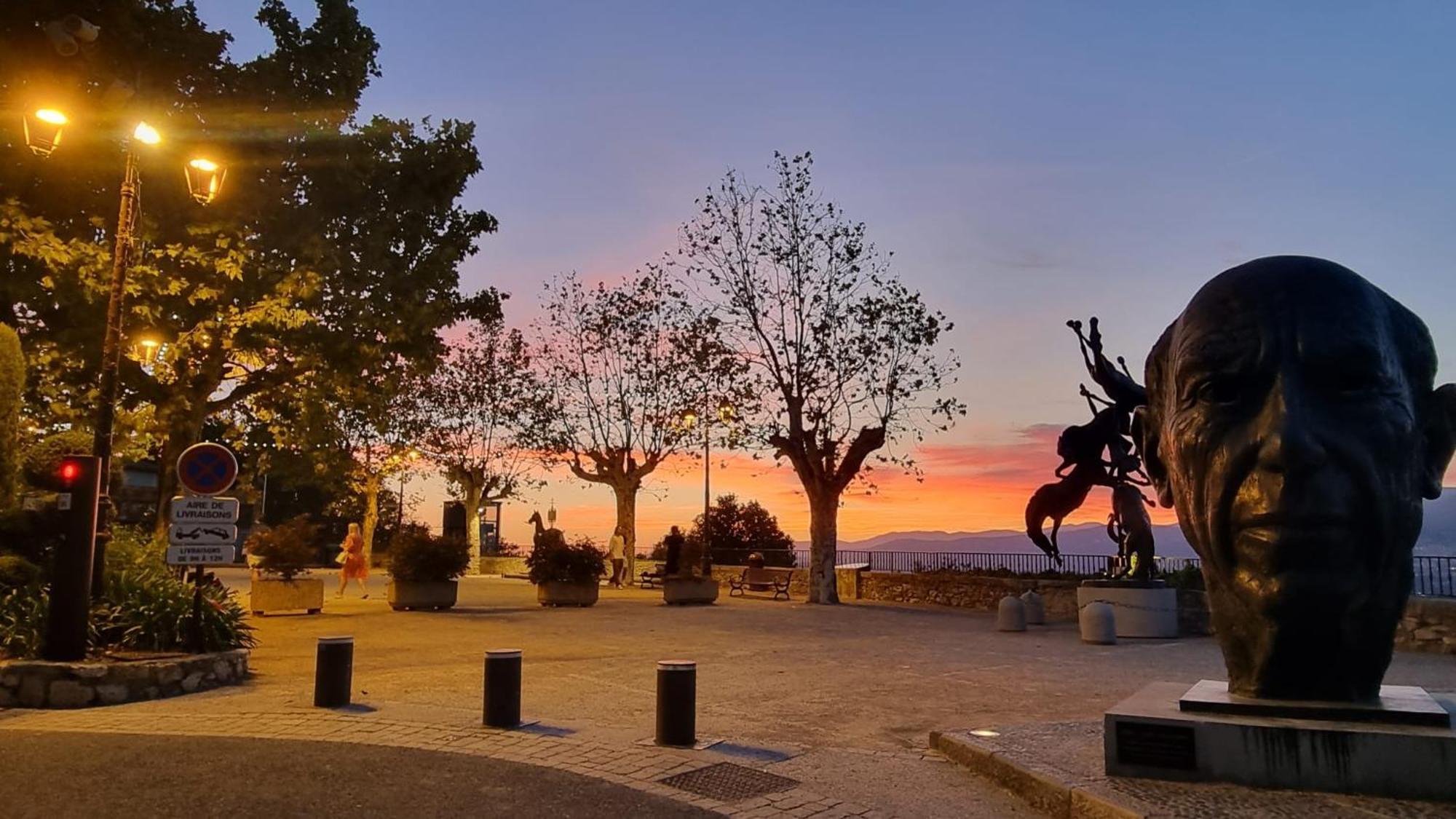Townhouse Mougins In The Old Village, Fantastic View, Sea And Mountains מראה חיצוני תמונה